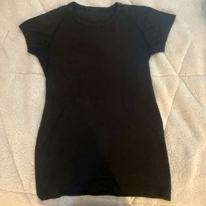 Lululemon swiftly tech short sleeve top
